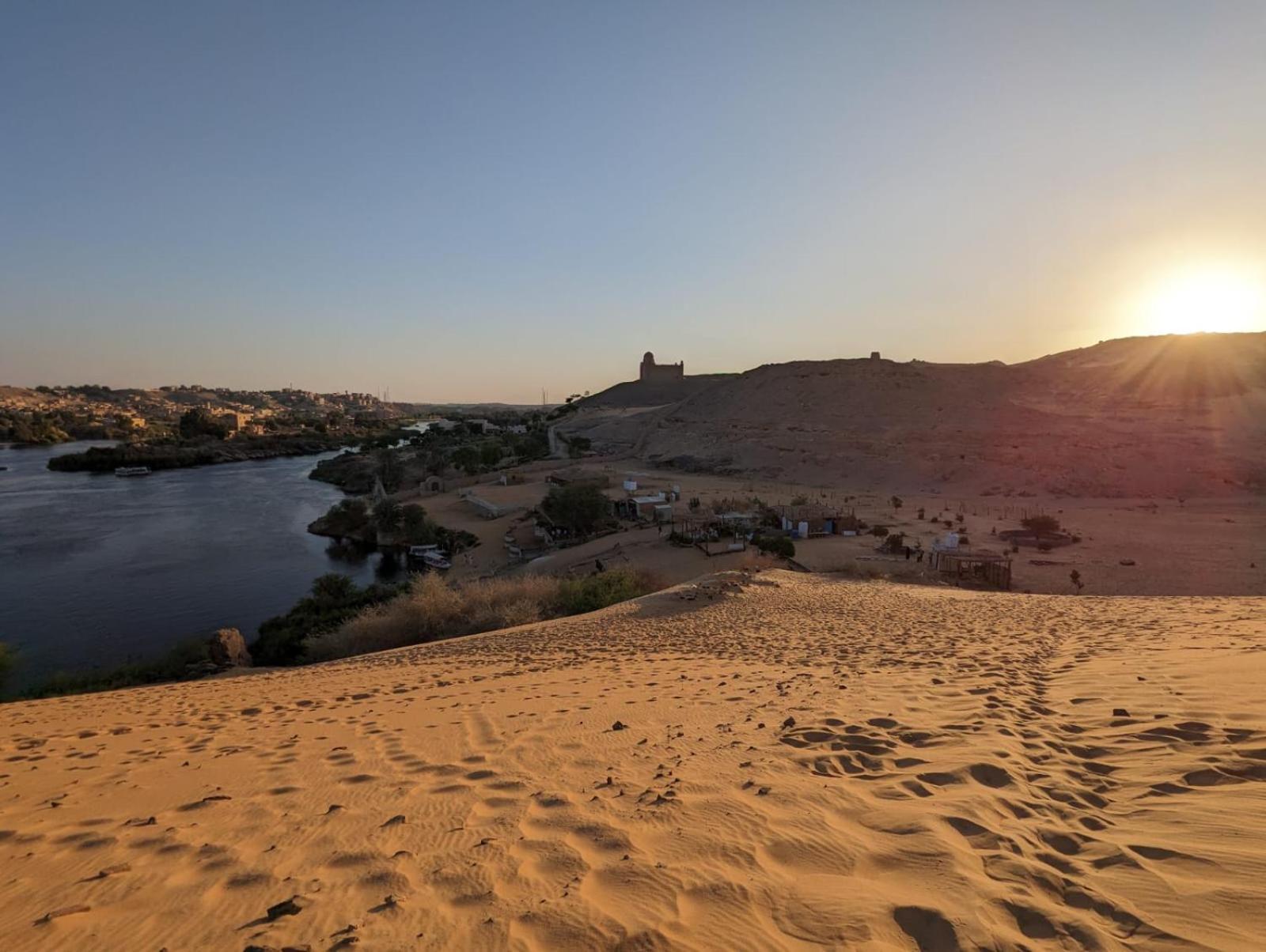 Nile View Guest House Aswan Eksteriør billede